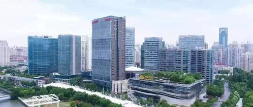 世界绿地,攀登荣耀之巅